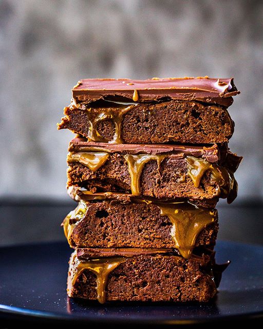 Chocolate & Caramel Brownie Bars by wholesomepatisserie Quick & Easy