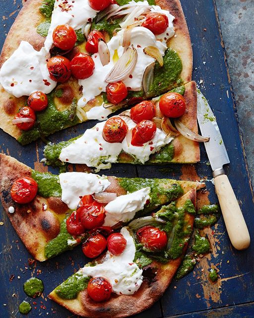 Charred Tomato, Pesto & Burrata Cheese Flatbread Recipe 