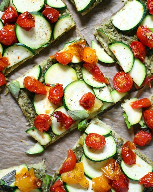 Quinoa Crust Pizza With Pesto, Zucchini And Cherry Tomatoes Recipe ...