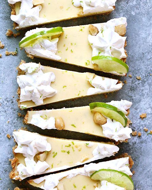 Key Lime Coconut Macadamia Tart With Graham Cracker Crust by tutti