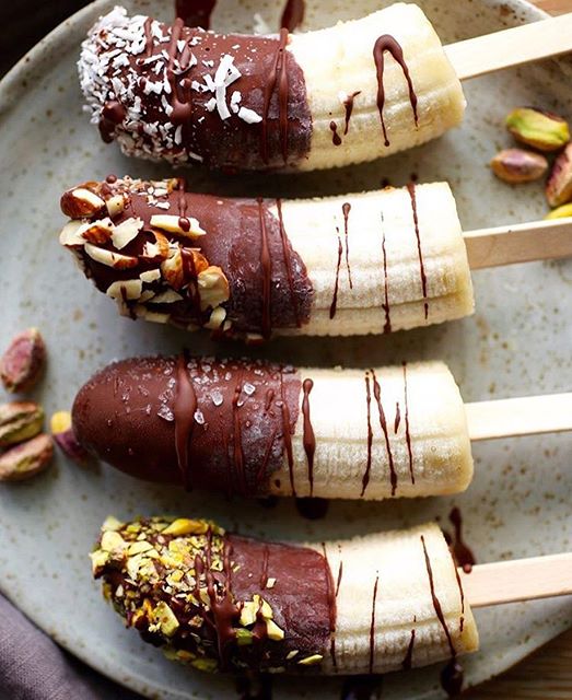 banana-popsicles-by-nutritioninthekitch-quick-easy-recipe-the-feedfeed