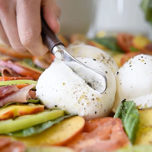 Burrata, Peach, Tomato, Basil & Prosciutto Salad by