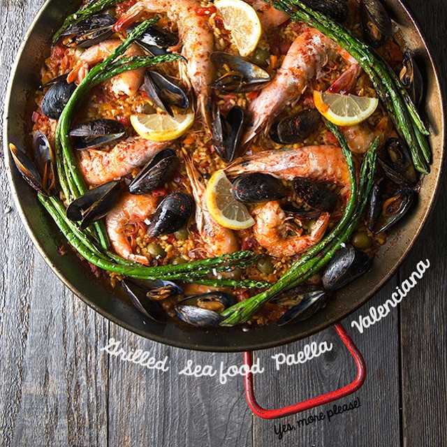 Paella Valenciana With Shrimp, Mussels & Squid by yesmoreplease Quick & Easy Recipe The Feedfeed
