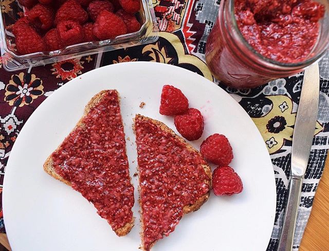 Raspberry Jam chia Seed