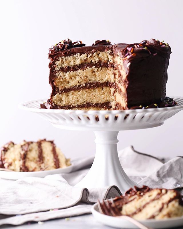 Vanilla Cake With Chocolate Frosting Recipe The Feedfeed