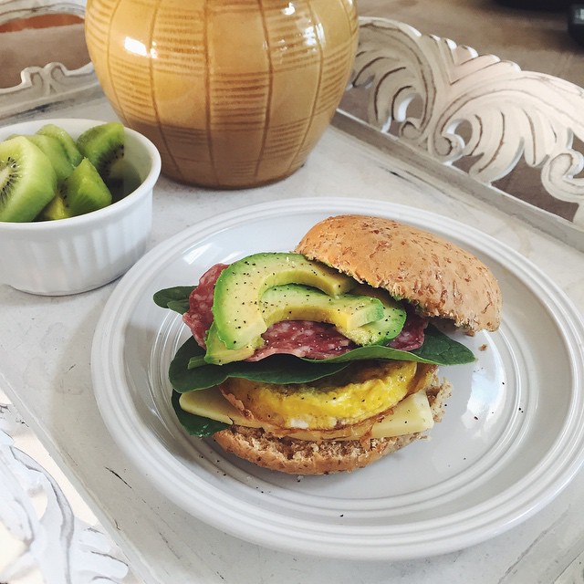 Avocado Bacon Egg Breakfast Sandwich Recipe The Feedfeed 9954