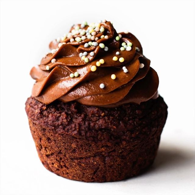 Oil Free Date Sweetened Chocolate Cupcakes Recipe The Feedfeed