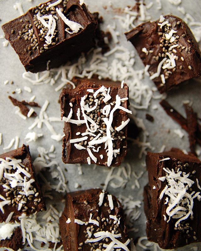 Chocolate Coconut Oil Fudge by breakfastoverboys Quick & Easy Recipe