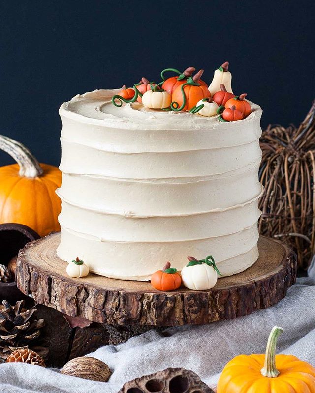 Pumpkin Spice Layer Cake With Coffee Buttercream by livforcake | Quick ...