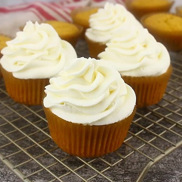 Pumpkin Pie Cupcakes With Cream Cheese Frosting By Iambaker Quick Easy Recipe The Feedfeed