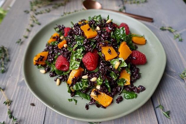 Healthy Recipe: Black Rice Kale and Raspberry Salad