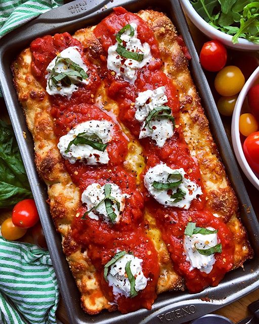 Deep Dish Style Pizza With Plum Tomato Sauce, Fresh Burrata And Basil