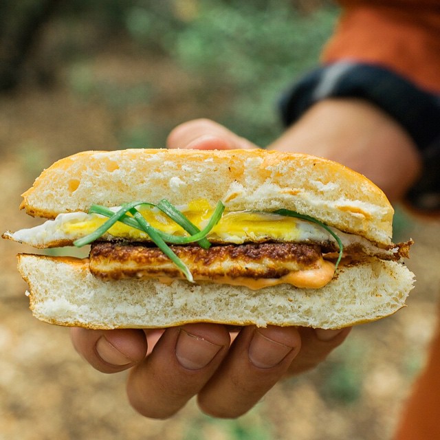 Grilled Halloumi And Fried Egg Sandwich With Spicy Mayo Recipe | The ...