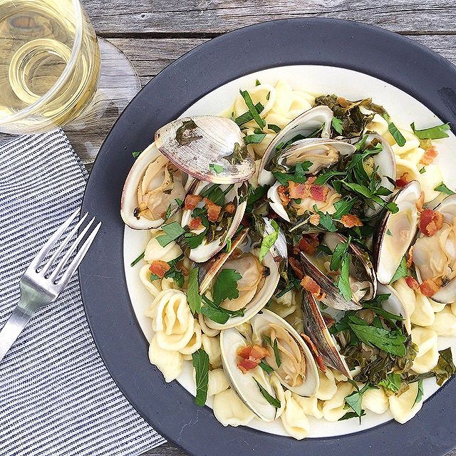 Clams In A Garlic White Wine Sauce Over Orecchiette With Bacon recipe