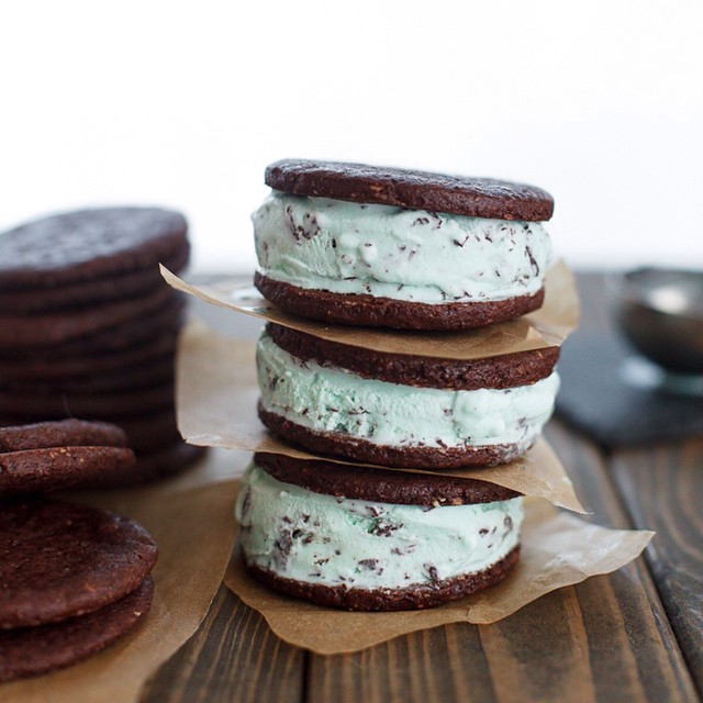 Double Mint Chocolate Chip Ice Cream Sandwich by snixykitchen Quick