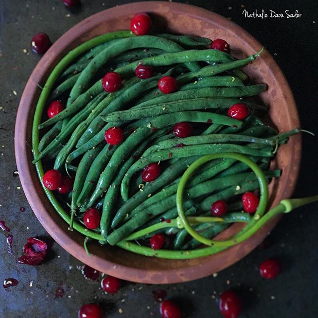 Baked Beans With Fresh Garlic & Cranberries In Avocado Oil by