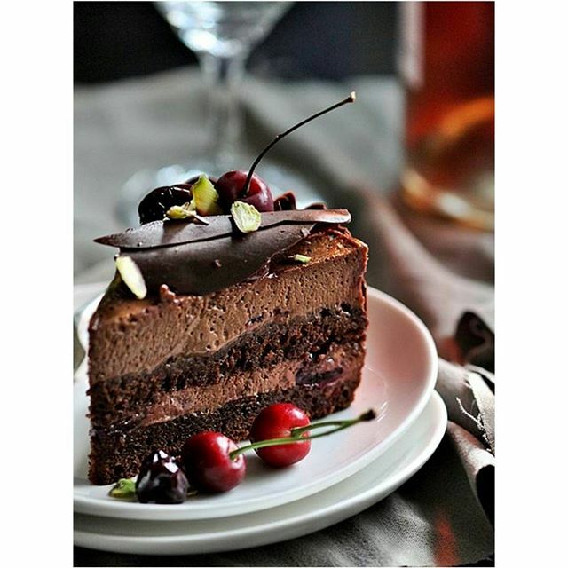 Chocolate Cherry Cake