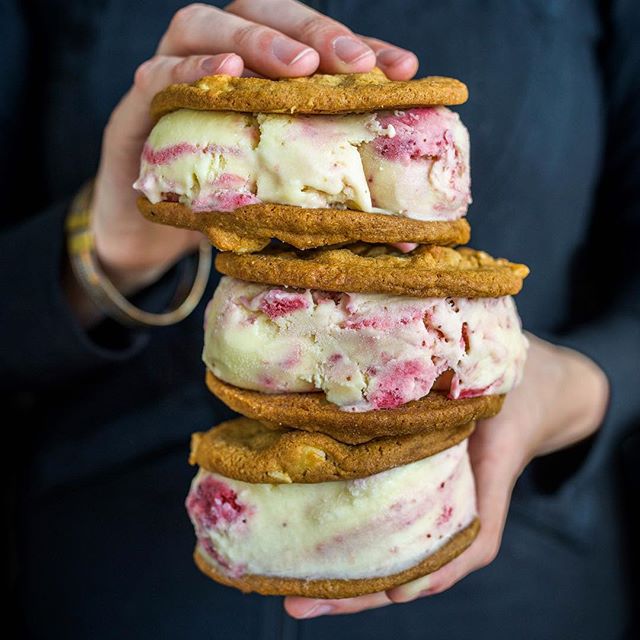 White Chocolate Chip Cookie Sandwiches With Roasted Balsamic Strawberry Ice Cream Recipe The