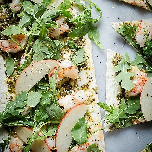 Arugula & Shrimp Pesto Flatbread With Apple & Red Pepper Flakes by
