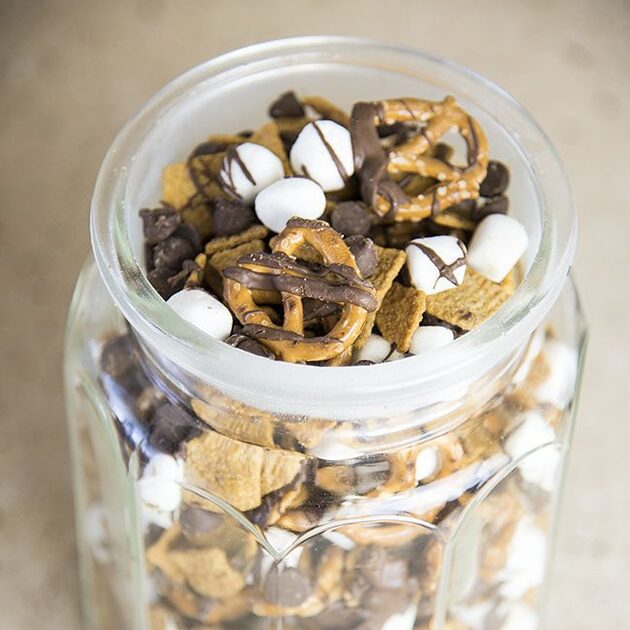 S'mores Trail Mix Recipe