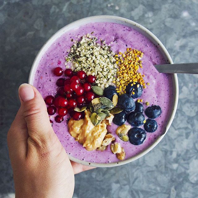 Blueberry Smoothie Bowl by hurbrasomhelst.se | The Feedfeed