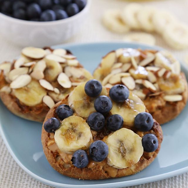 english-muffins-with-peanut-butter-br-l-ed-bananas-blueberries-by