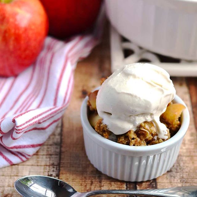 Apple Crisp With Salted Caramel And Almonds recipe