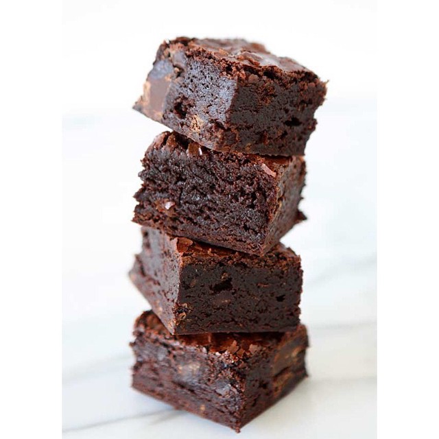 Dark Chocolate Brownies With Chocolate Chunks Recipe The Feedfeed