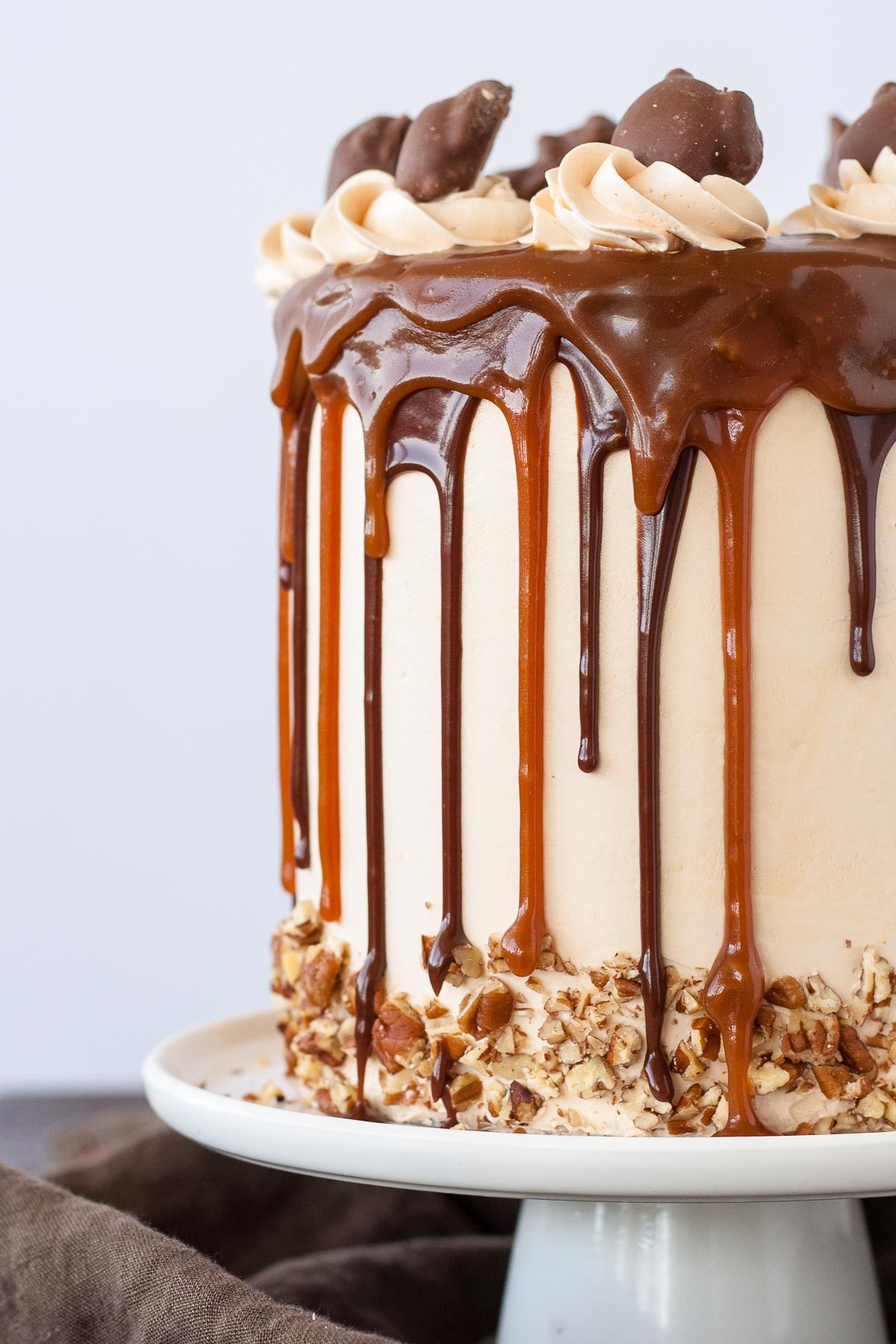 Turtle Cake by livforcake | Quick & Easy Recipe | The Feedfeed