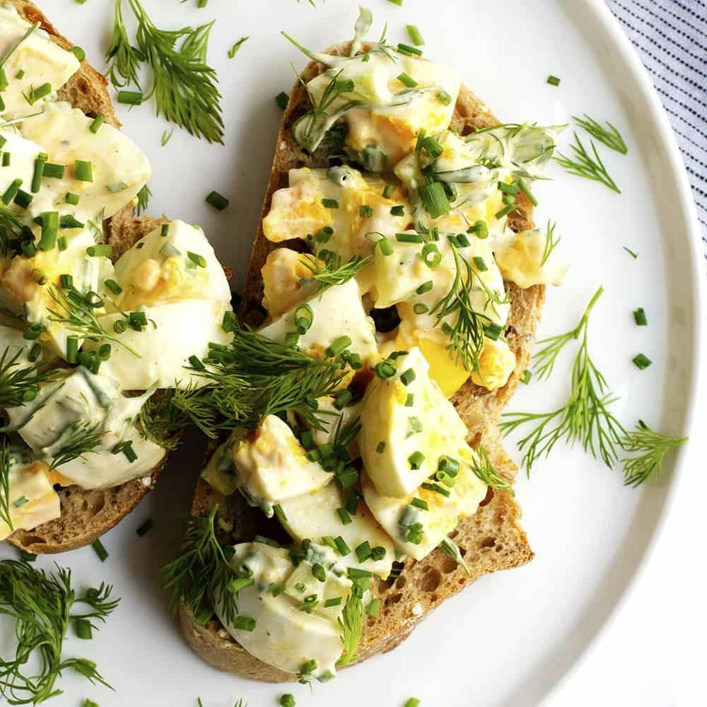 Egg Salad With Dill And Chives By Pinchandswirl Quick Easy Recipe The Feedfeed