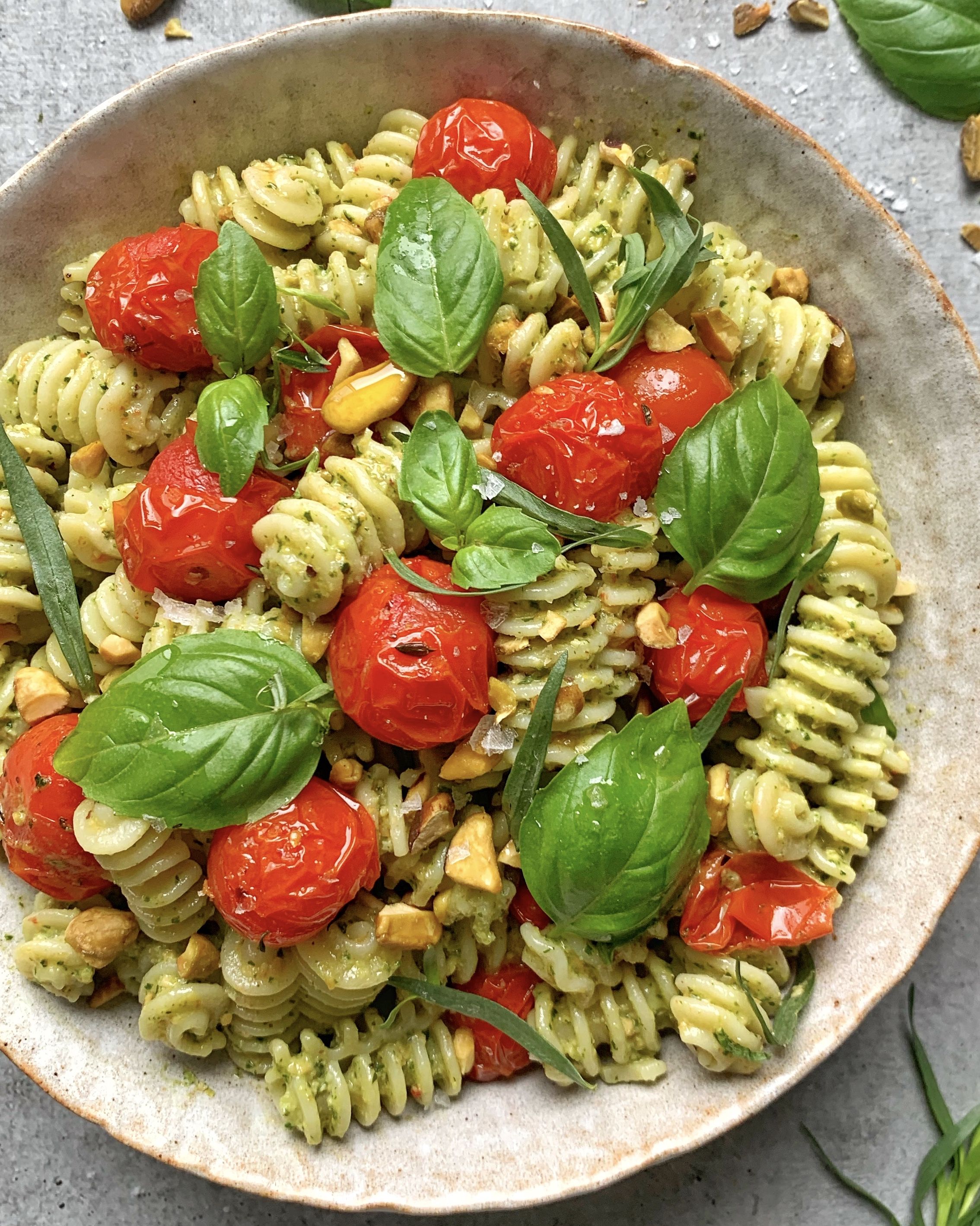 Roasted Tomato and Pistachio Pesto Pasta Salad by thefeedfeed | Quick ...