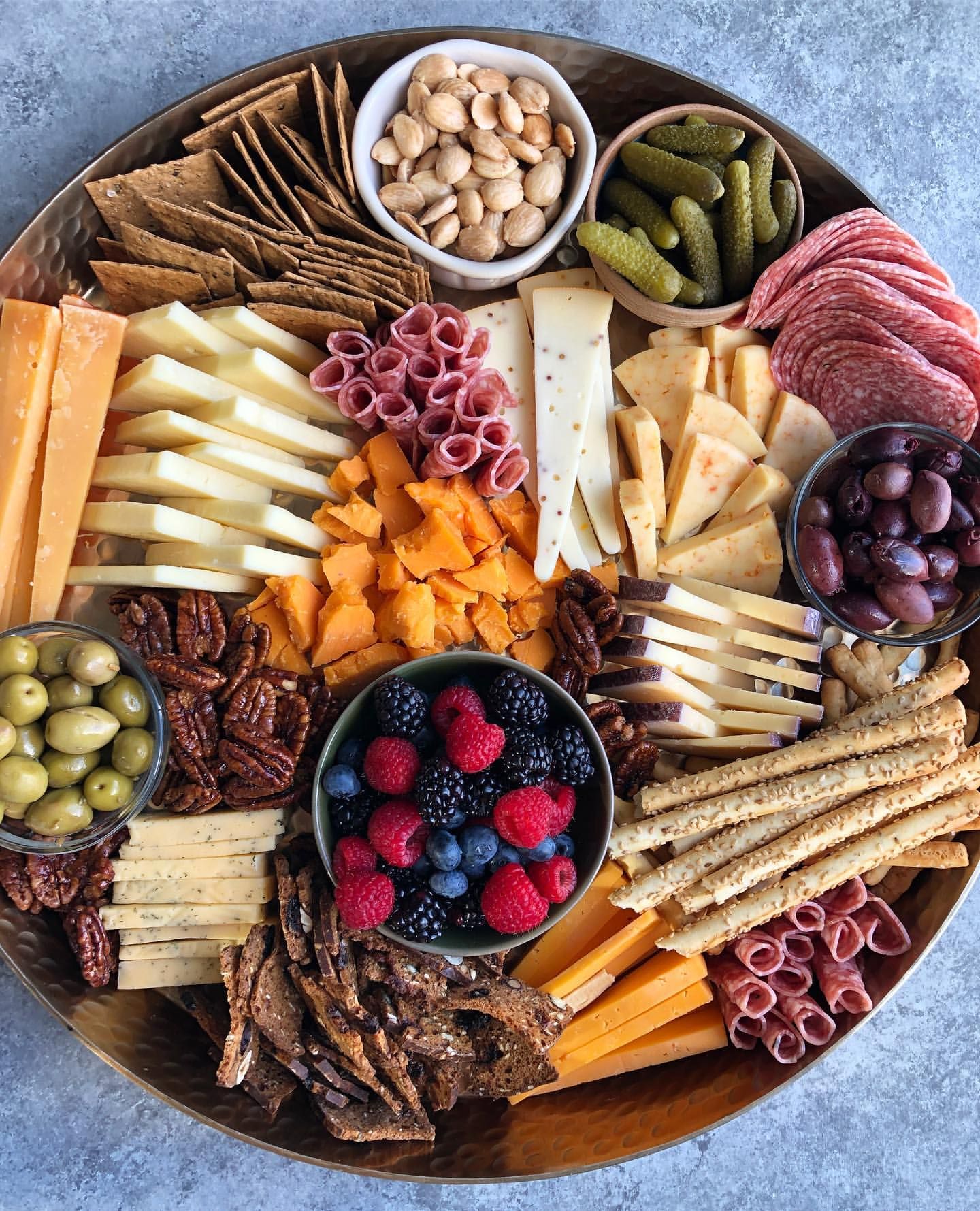 Examples Of Charcuterie Board Arrangements