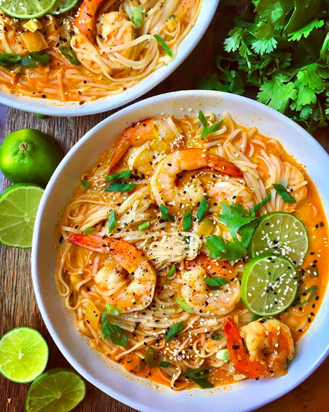 Thai Red Coconut Curry Shrimp Recipe | Deporecipe.co