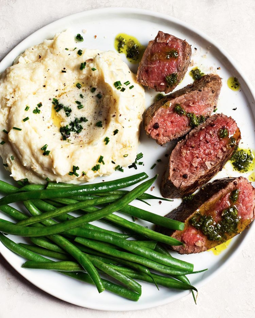 Seared Filet with Shallot Peppercorn Cream Sauce