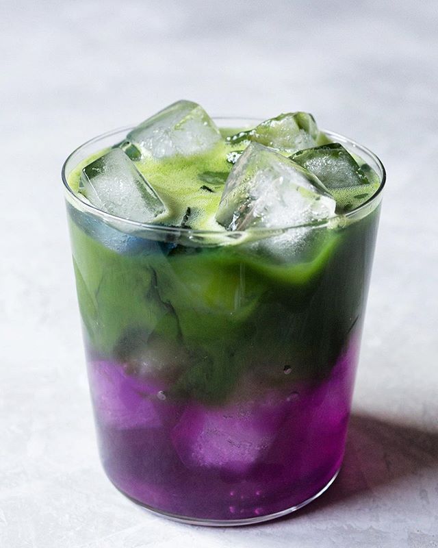 ICED BUTTERFLY PEA FLOWER TEA LATTE