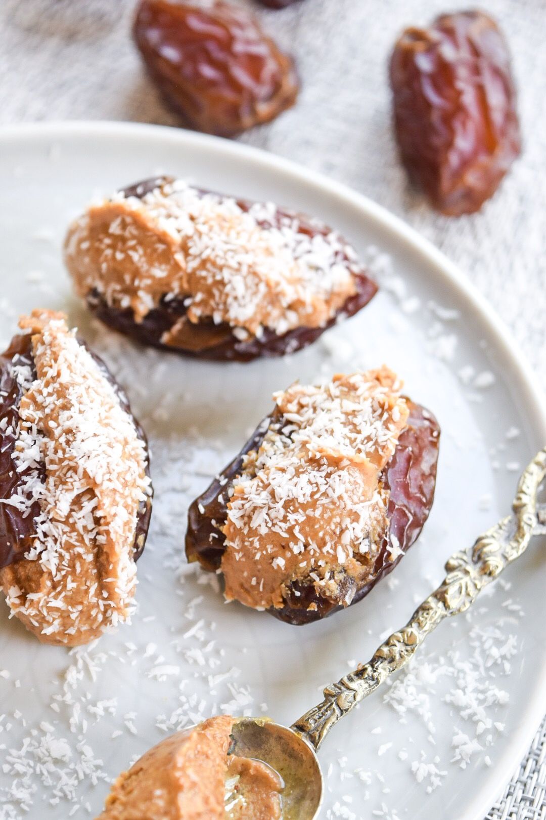 Stuffed Dates with Coconut by sincerelyv_plantbased Quick & Easy