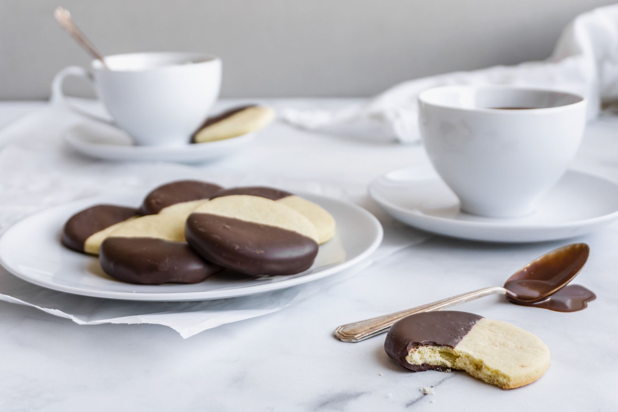 Chocolate Dipped Italian Butter Cookies Recipe By Jessica Albert Huynh The Feedfeed