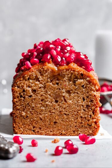 7 layer honey cake with caramel and mascarpone