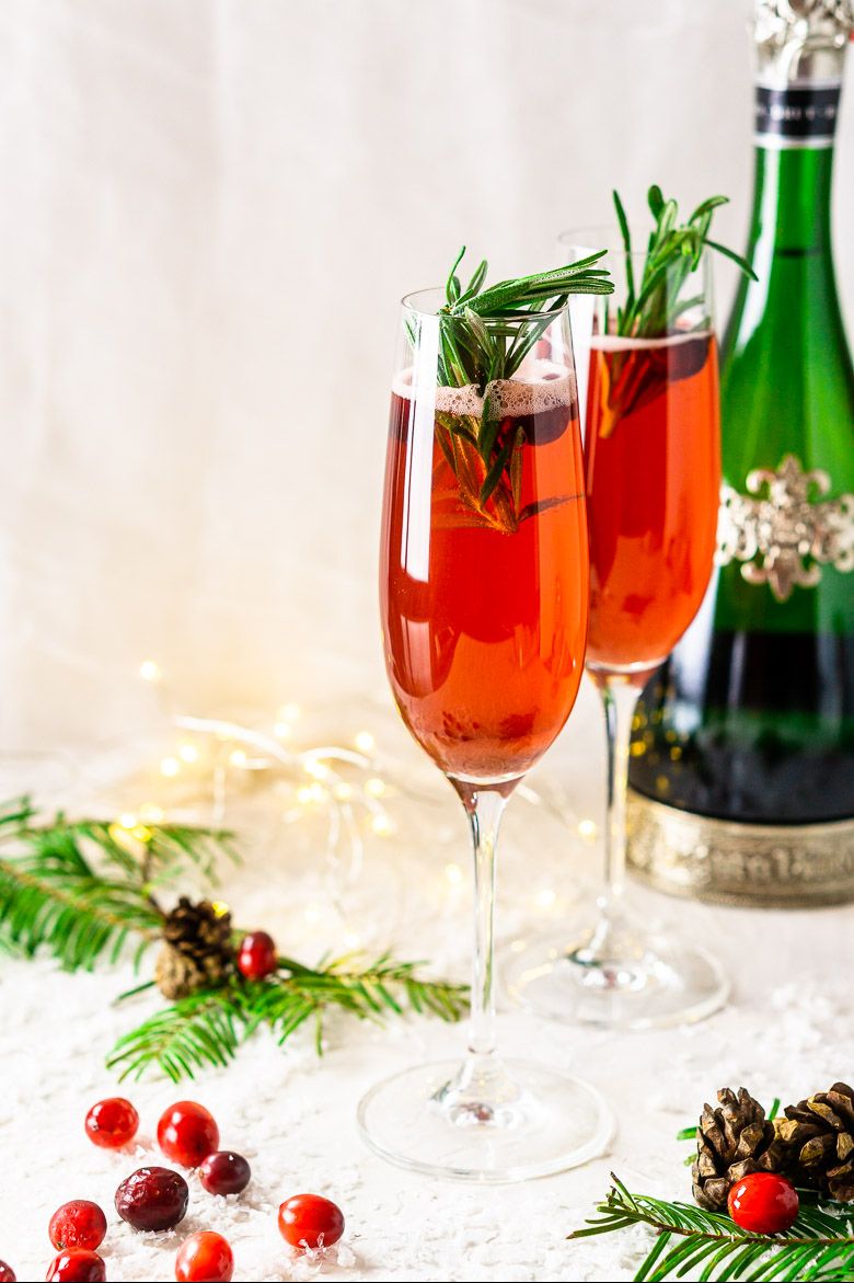 Spiced Cranberry Champagne Cocktail by burrataandbubbles | Quick & Easy ...