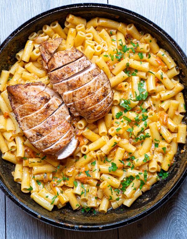 Tuscan Chicken Mac And Cheese by saltedcaramelgirl_ | Quick & Easy ...