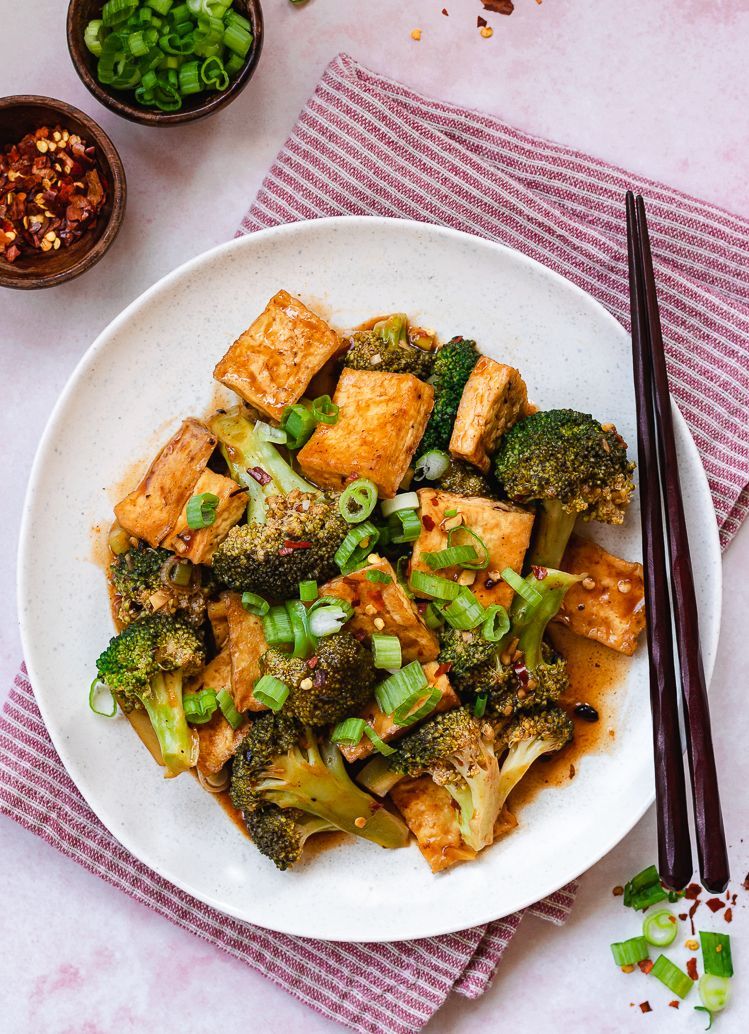 Pan Fried Tofu and Broccoli with Chili Sauce Recipe | The Feedfeed