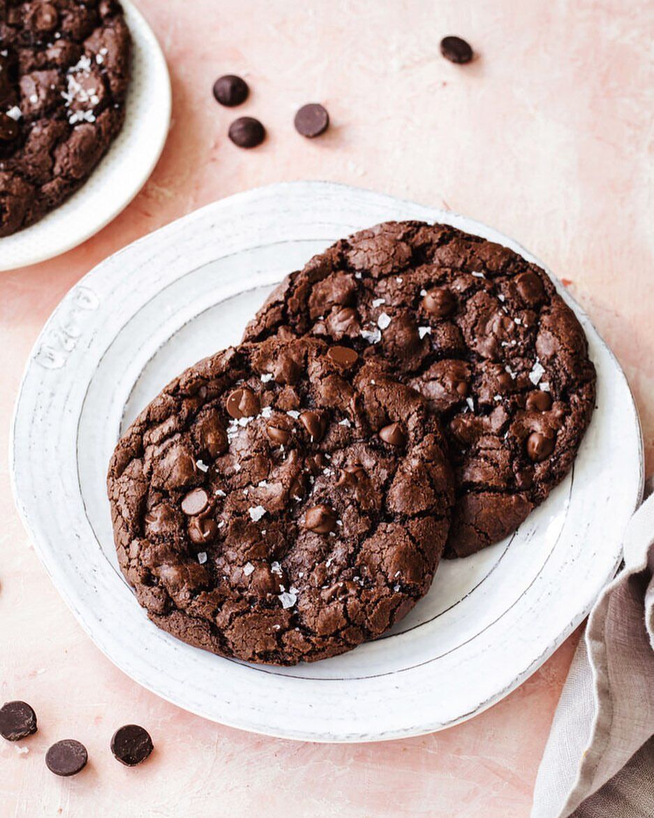 Double Chocolate Giant Cookies By Stylesweetdaily Quick Easy Recipe The Feedfeed
