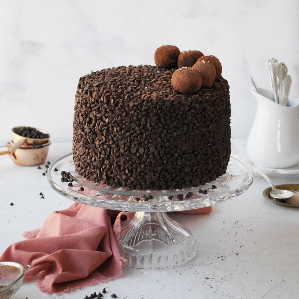 chocolate truffle cake 2 layer