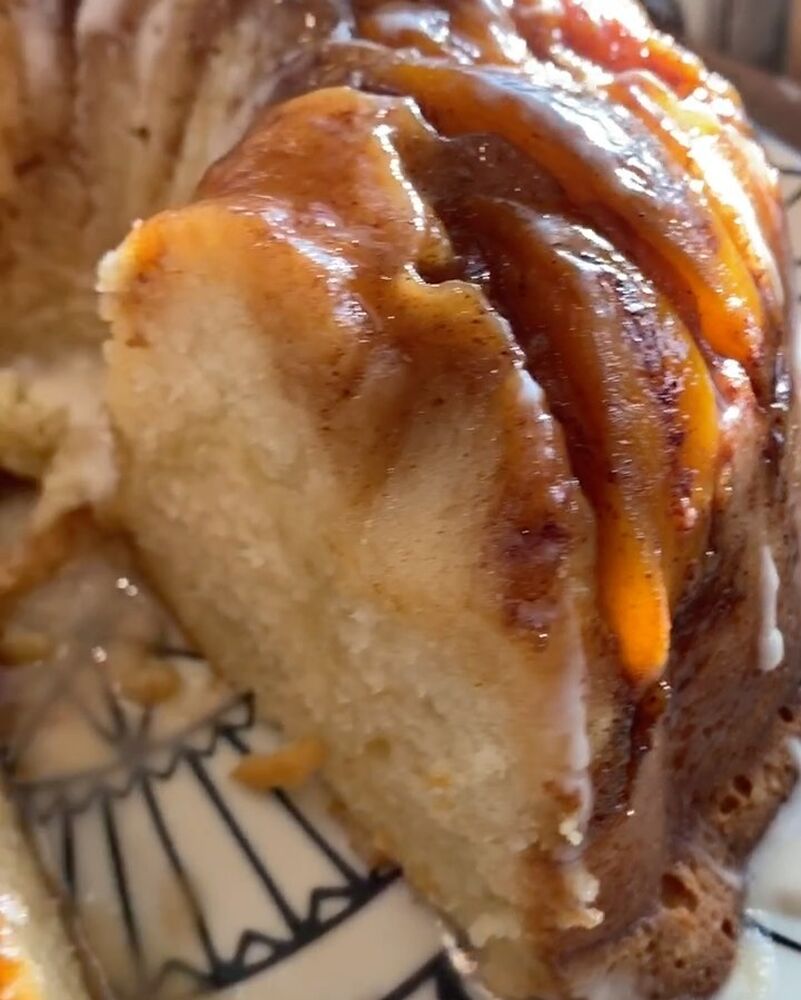 Peach Cobbler Cream Cheese Bunt Cake by dariuscooks