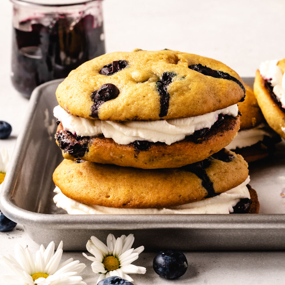 Blueberry Pancake Whoopie Pies