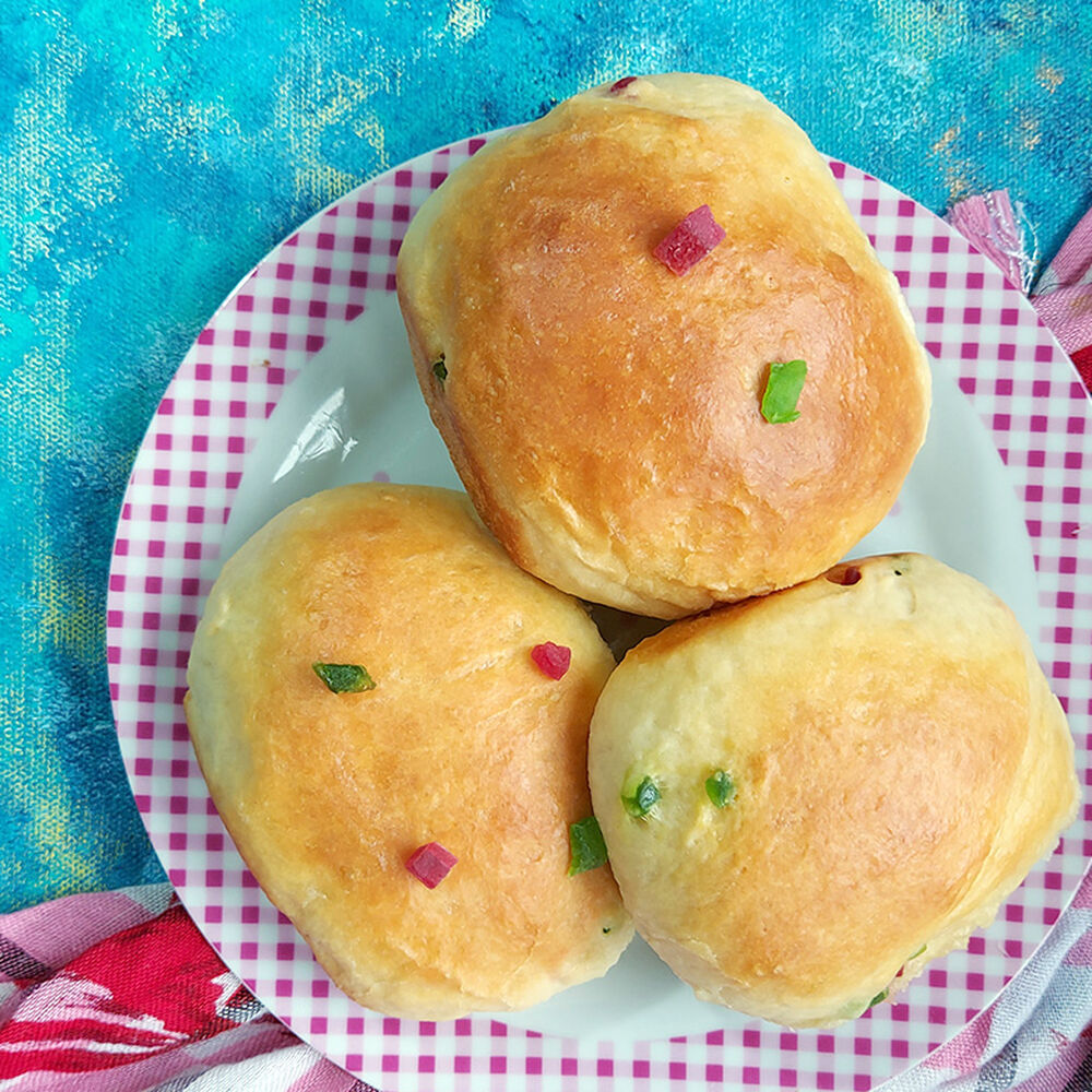 Eggless Tutti Frutti Sweet Buns By Vegetariantastebuds Quick And Easy Recipe The Feedfeed 2135