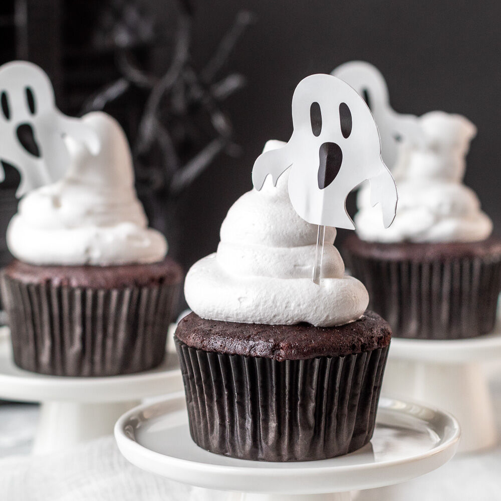 Chocolate Halloween Cupcakes With Spooky Caramel Filling Recipe The Feedfeed 9223