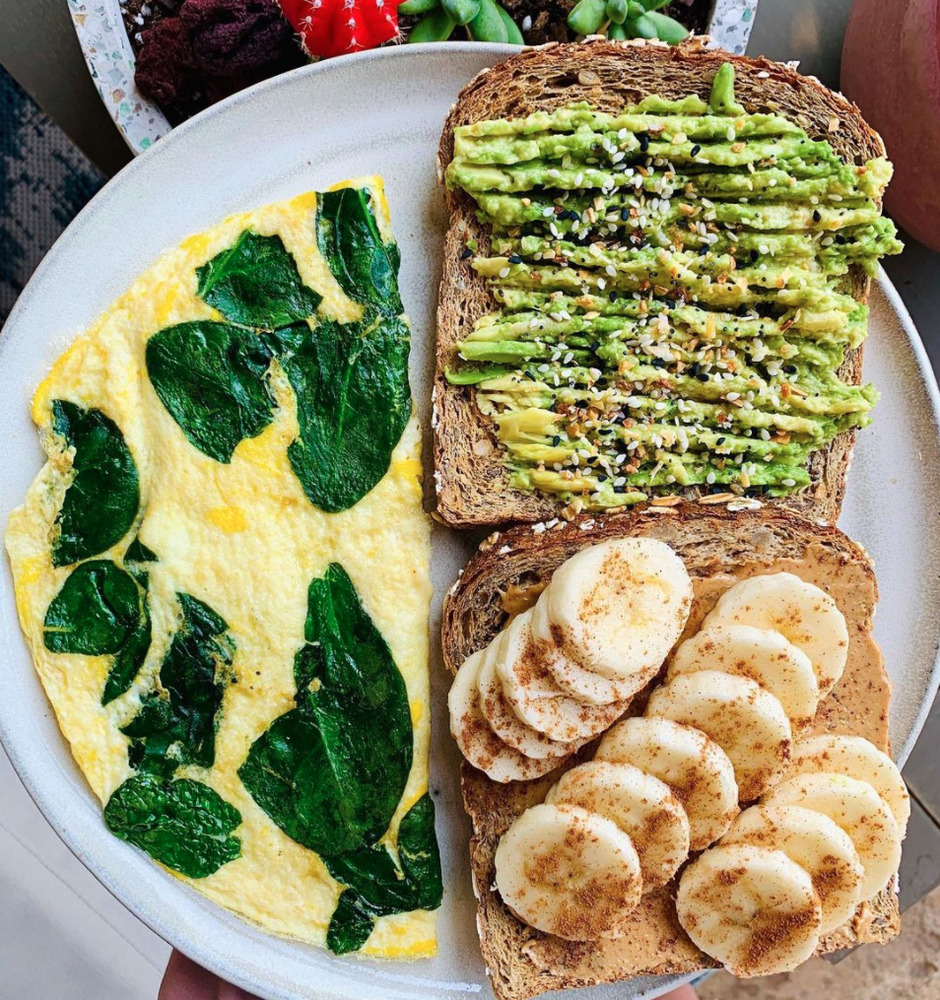 Egg White Omelette And Toast Two Ways By Avacadoeats Quick Easy Recipe The Feedfeed