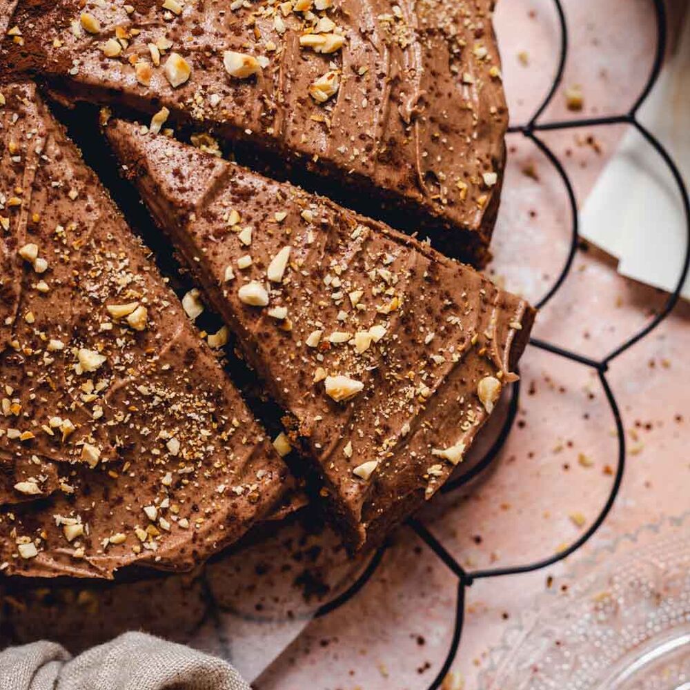 The Best Chocolate Hazelnut Cake - Momsdish