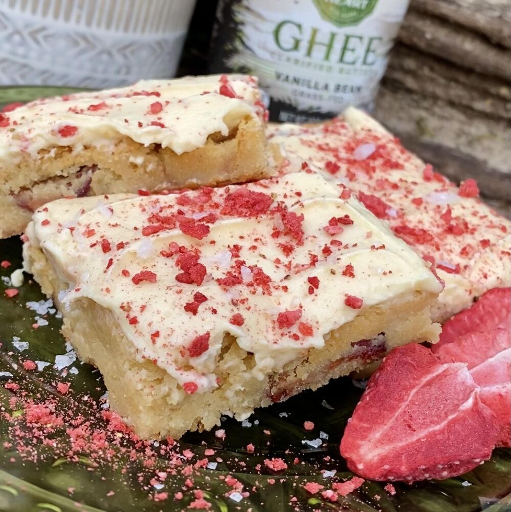 Strawberry shortcake blondies by shelbyykhan Quick & Easy Recipe